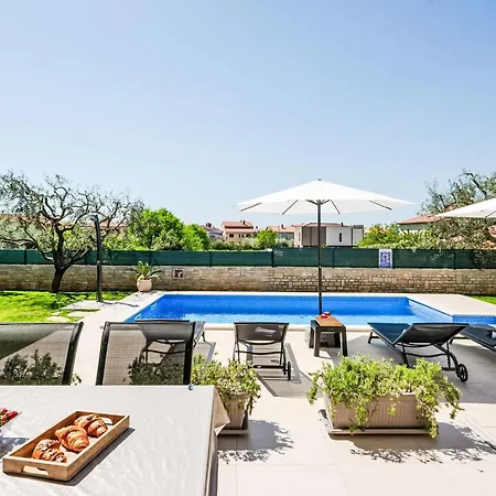 Villa Natali By Interhome Galižana