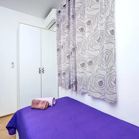 Natali By Interhome *