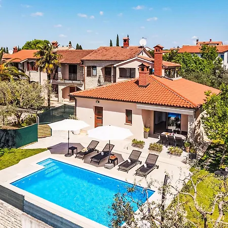Natali By Interhome *